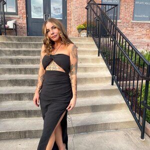 Nathalie Rolt Aston Maxi Dress 100% Linen Halter Neckline Cutouts Side Slits